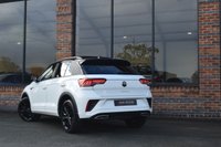 USED 2024 73 VOLKSWAGEN T-ROC 1.5 TSI R-Line SUV 5dr Petrol DSG Euro 6 (s/s) (150 ps) PANORAMIC ROOF / REAR CAMERA