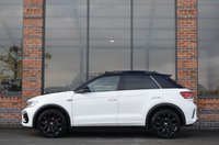USED 2024 73 VOLKSWAGEN T-ROC 1.5 TSI R-Line SUV 5dr Petrol DSG Euro 6 (s/s) (150 ps) PANORAMIC ROOF / REAR CAMERA