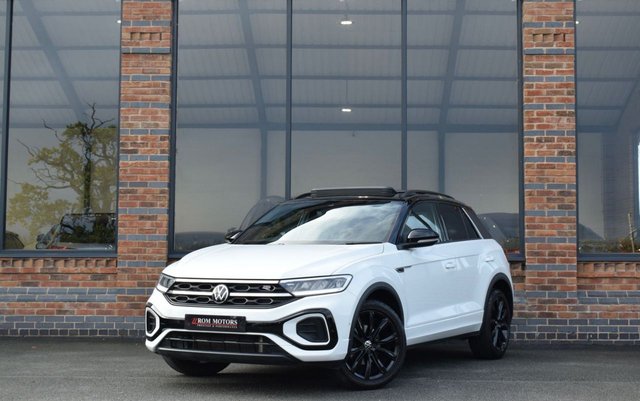 View our Volkswagen T-Roc 1.5 TSI R-Line SUV 5dr Petrol DSG Euro 6 (s/s) (150 ps)