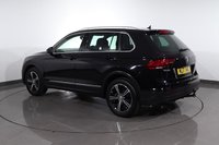 USED 2017 VOLKSWAGEN TIGUAN 2.0 TDI BlueMotion Tech SE SUV 5dr Diesel Manual Euro 6 (s/s) (150 ps) APPLE CARPLAY & ANDROID AUTO