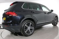 USED 2017 VOLKSWAGEN TIGUAN 2.0 TDI BlueMotion Tech SE SUV 5dr Diesel Manual Euro 6 (s/s) (150 ps) APPLE CARPLAY & ANDROID AUTO