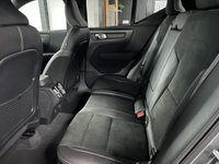 USED 2019 19 VOLVO XC40 2.0 D4 R-Design Pro SUV 5dr Diesel Auto AWD Euro 6 (s/s) (190 ps) AWD + HEATED SEATS