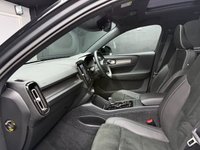 USED 2019 19 VOLVO XC40 2.0 D4 R-Design Pro SUV 5dr Diesel Auto AWD Euro 6 (s/s) (190 ps) AWD + HEATED SEATS