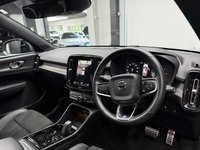 USED 2019 19 VOLVO XC40 2.0 D4 R-Design Pro SUV 5dr Diesel Auto AWD Euro 6 (s/s) (190 ps) AWD + HEATED SEATS