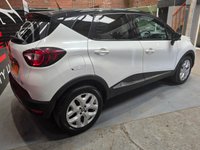 USED 2017 67 RENAULT CAPTUR 1.2 TCe ENERGY Signature X Nav SUV 5dr Petrol Manual Euro 6 (s/s) (120 ps) 