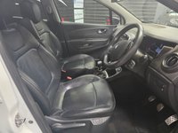USED 2017 67 RENAULT CAPTUR 1.2 TCe ENERGY Signature X Nav SUV 5dr Petrol Manual Euro 6 (s/s) (120 ps) 