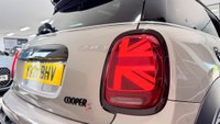 USED 2021 21 MINI HATCH 2.0 Cooper S Sport Steptronic Euro 6 (s/s) 3dr FULLJCWKIT+JCW18S+PANROOF+WOW