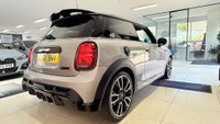 USED 2021 21 MINI HATCH 2.0 Cooper S Sport Steptronic Euro 6 (s/s) 3dr FULLJCWKIT+JCW18S+PANROOF+WOW