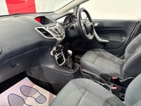 USED 2011 61 FORD FIESTA 1.25 Zetec Hatchback 5dr Petrol Manual (129 g/km, 81 bhp) HEATED FRONT SCREEN
