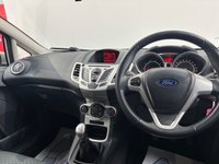 USED 2011 61 FORD FIESTA 1.25 Zetec Hatchback 5dr Petrol Manual (129 g/km, 81 bhp) HEATED FRONT SCREEN