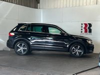 USED 2017 17 VOLKSWAGEN TIGUAN 2.0 TDI BlueMotion Tech SE Navigation SUV 5dr Diesel DSG 4Motion Euro 6 (s/s) (150 ps) 