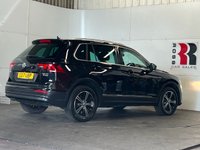 USED 2017 17 VOLKSWAGEN TIGUAN 2.0 TDI BlueMotion Tech SE Navigation SUV 5dr Diesel DSG 4Motion Euro 6 (s/s) (150 ps) 