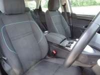 USED 2020 69 LAND ROVER RANGE ROVER EVOQUE 2.0 D150 SUV 5dr Diesel Manual FWD Euro 6 (s/s) (150 ps) APPLE CARPLAY WITH 10 INCH TOUCH PRO DISPLAY 