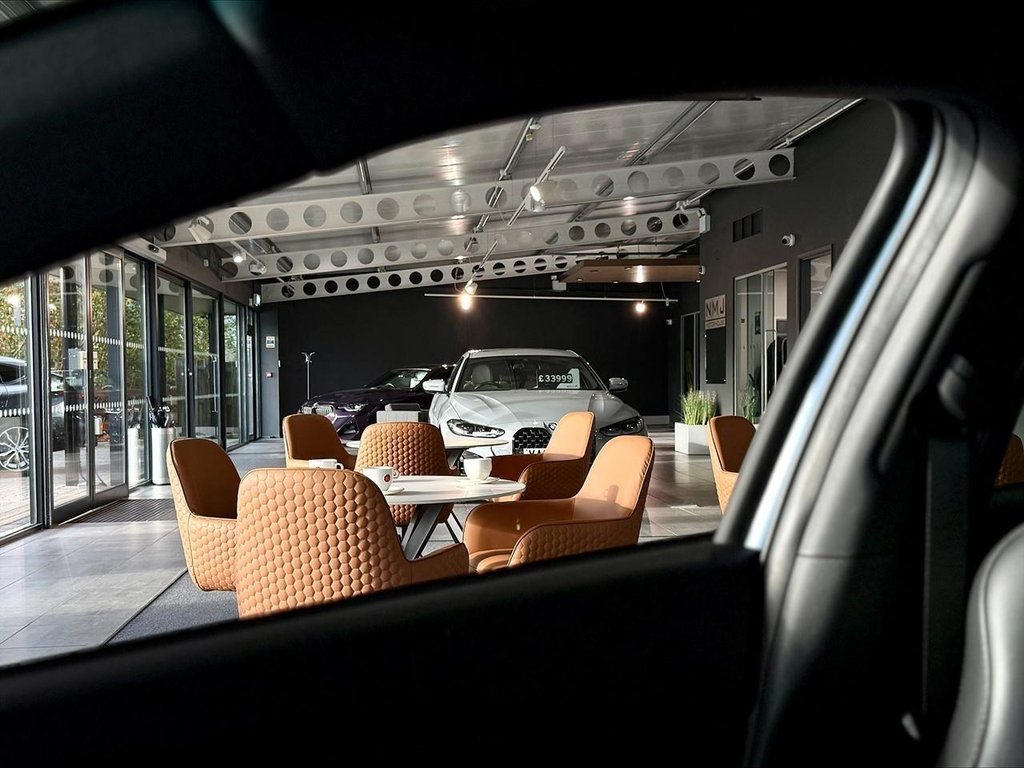 USED 2022 72 TOYOTA YARIS CROSS 1.5 VVT-h GR SPORT E-CVT Euro 6 (s/s) 5dr 9.9%APR ADV SAFETY PK FMDSH