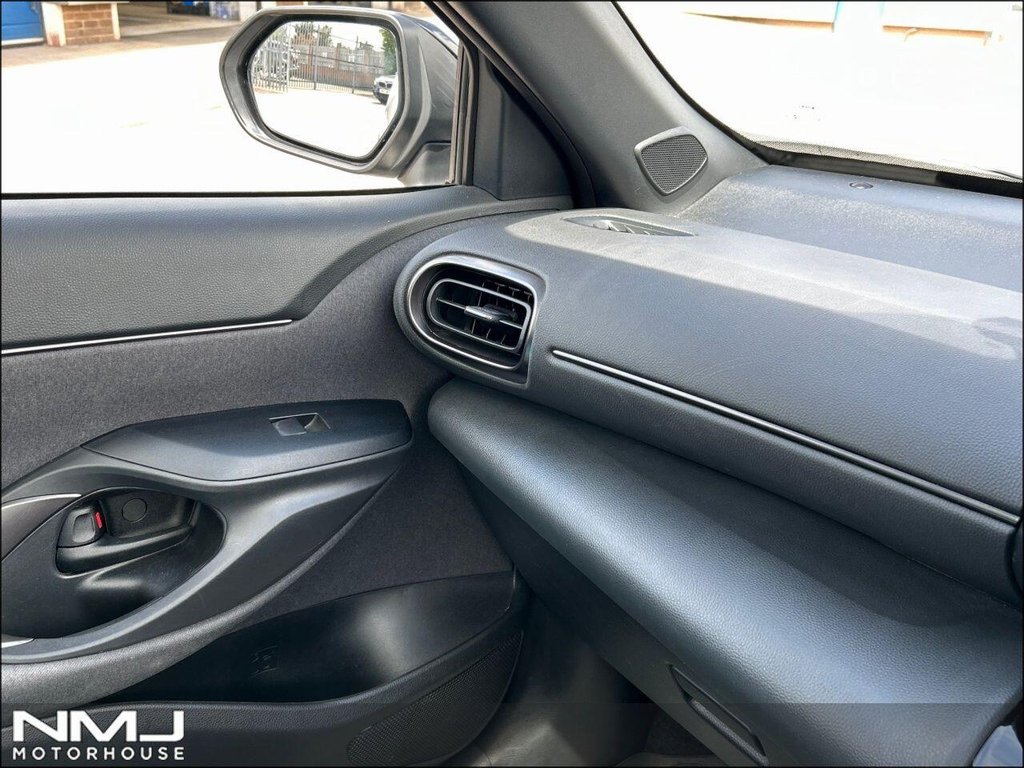 USED 2022 72 TOYOTA YARIS CROSS 1.5 VVT-h GR SPORT SUV 5dr Petrol Hybrid E-CVT Euro 6 (s/s) (116 ps) SUV 9.9%APR ADV SAFETY PK FMDSH