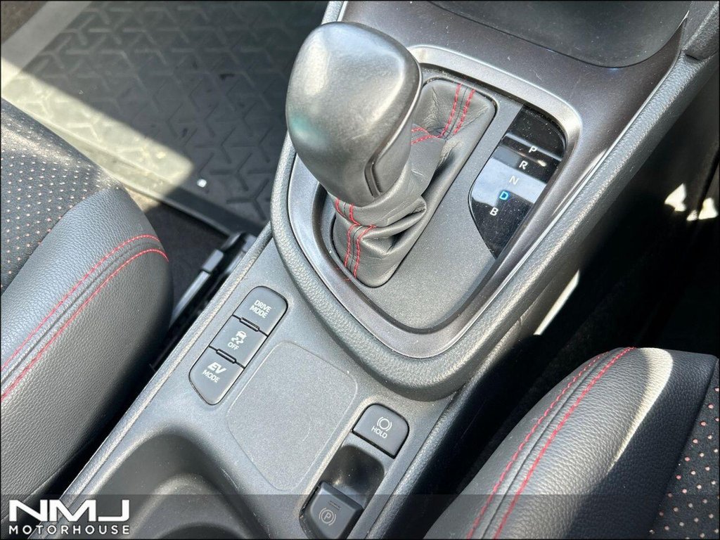 USED 2022 72 TOYOTA YARIS CROSS 1.5 VVT-h GR SPORT SUV 5dr Petrol Hybrid E-CVT Euro 6 (s/s) (116 ps) SUV 9.9%APR ADV SAFETY PK FMDSH