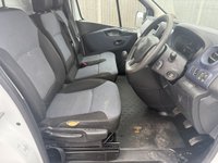 USED 2018 18 VAUXHALL VIVARO 1.6 CDTi 2900 Panel Van 5dr Diesel Manual L1 H1 Euro 6 (s/s) (95 ps) This 2018 Vauxhall Vivaro presents an exceptional ownership proposition, having been meticulously maintained by a single owner from new. This L1 H1 panel van, powered by an efficient 1.6 CDTi diesel engine, is a Euro 6 compliant model, ensuring it meets current emissions standards. With a clear vehicle history check and an MOT valid until January 2027, this Vivaro offers peace of mind for its next owner. Its low mileage of just 72,243 miles for its age further underscores its careful use.
