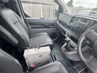USED 2019 69 VAUXHALL VIVARO 1.5 Turbo D 2900 Edition Panel Van 5dr Diesel Manual L1 H1 Euro 6 (s/s) (100 ps) This 2019 Vauxhall Vivaro presents an exceptional opportunity with its remarkably low mileage of just 51,611 miles, especially for a vehicle of its age. This Turbo D 2900 Edition L1 H1 Euro 6 (s/s) 5dr model is powered by an efficient 1.5 litre diesel engine, meeting Euro 6 emission standards. Its MOT remains valid until September 2026, and it comes with a clear vehicle history check, offering peace of mind to its next owner.  The Vivaro Edition trim is designed for practicality and economy.