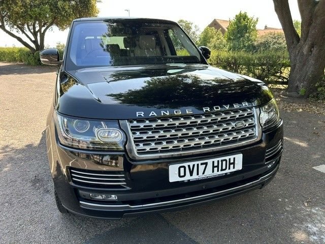 View our LAND ROVER RANGE ROVER