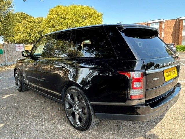 View our LAND ROVER RANGE ROVER