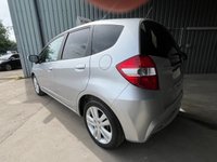 USED 2015 15 HONDA JAZZ 1.4 i-VTEC ES Plus Hatchback 5dr Petrol Manual Euro 5 (99 ps) LOW MILES FULL HISTORY