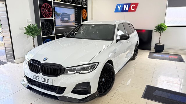 View our BMW 3 SERIES