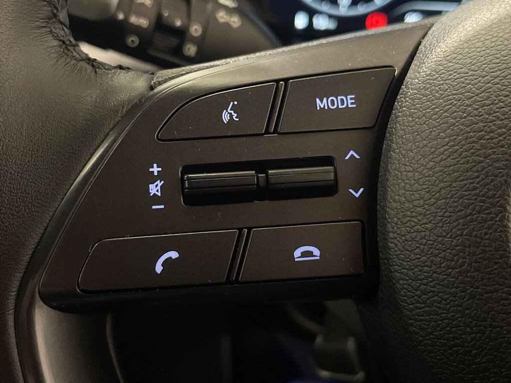 USED 2022 22 HYUNDAI BAYON 1.0 T-GDi MHEV Premium SUV 5dr Petrol Hybrid Manual Euro 6 (s/s) (120 ps) HEATED FRONT SEATS