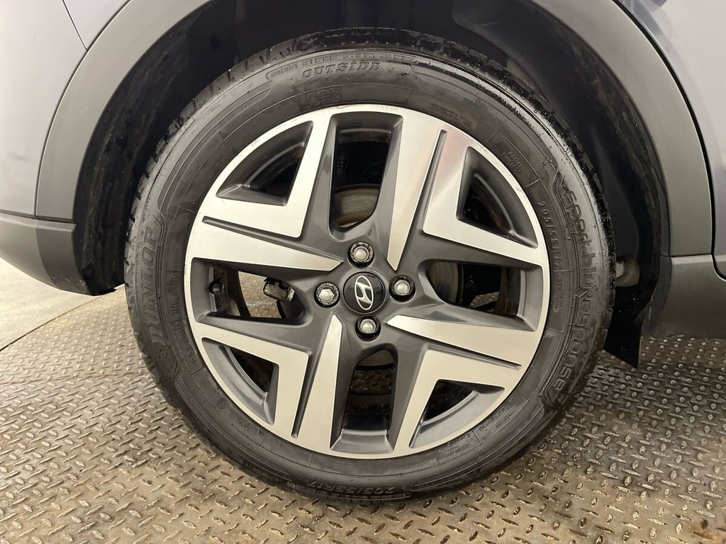 USED 2022 22 HYUNDAI BAYON 1.0 T-GDi MHEV Premium SUV 5dr Petrol Hybrid Manual Euro 6 (s/s) (120 ps) HEATED FRONT SEATS