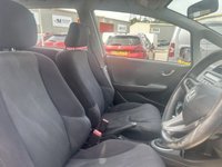 USED 2010 60 HONDA JAZZ 1.4 i-VTEC ES Hatchback 5dr Petrol Manual Euro 4 (100 ps) 