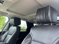 USED 2018 68 LAND ROVER DISCOVERY 3.0 SD V6 HSE Luxury SUV 5dr Diesel Auto 4WD Euro 6 (s/s) (306 ps) REAR ENTERTAINMENT SYSTEM + 7 SEATER MODEL + HEATED FRONT SEATS +