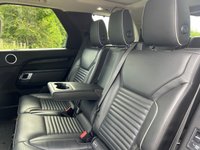 USED 2018 68 LAND ROVER DISCOVERY 3.0 SD V6 HSE Luxury SUV 5dr Diesel Auto 4WD Euro 6 (s/s) (306 ps) REAR ENTERTAINMENT SYSTEM + 7 SEATER MODEL + HEATED FRONT SEATS +