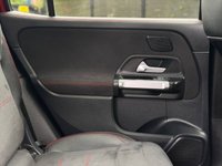USED 2021 21 MERCEDES-BENZ GLB 1.3 GLB200 AMG Line (Premium Plus 2) SUV 5dr Petrol 7G-DCT Euro 6 (s/s) (163 ps) 