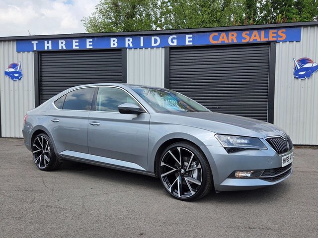 View our SKODA SUPERB