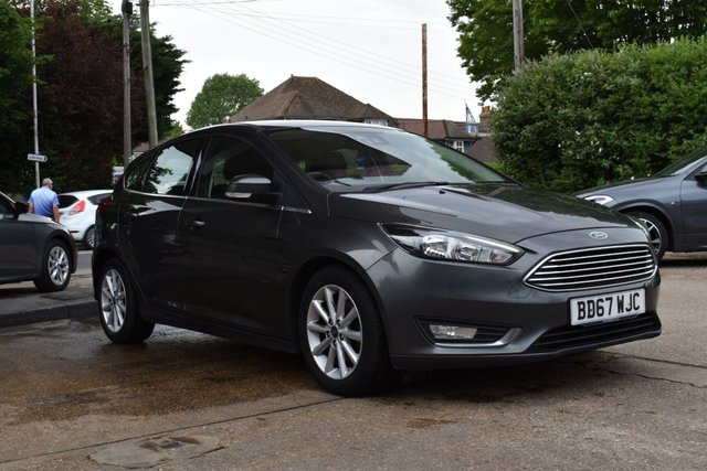 View our FORD FOCUS