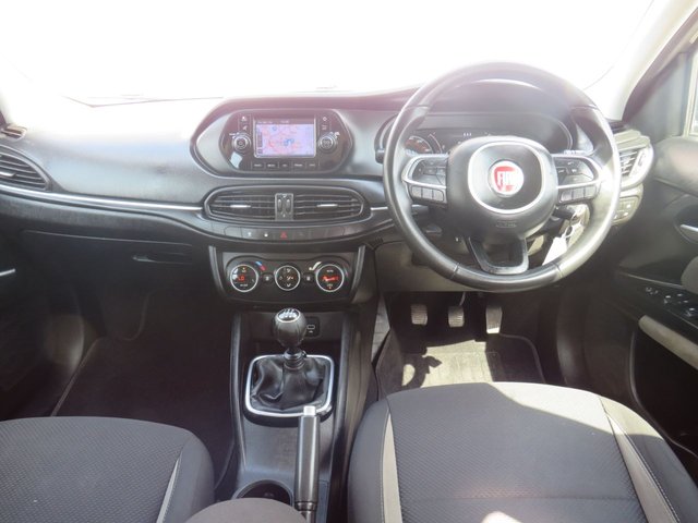View our FIAT TIPO