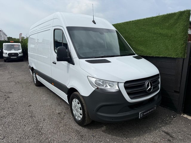 View our MERCEDES-BENZ SPRINTER