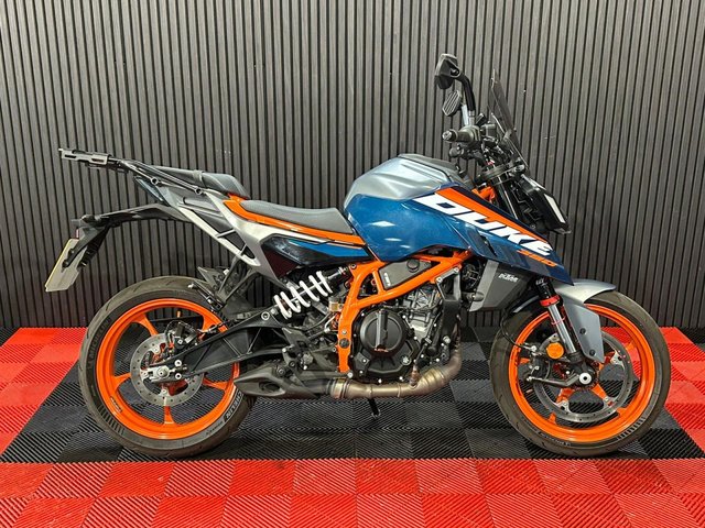 View our KTM 390 DUKE