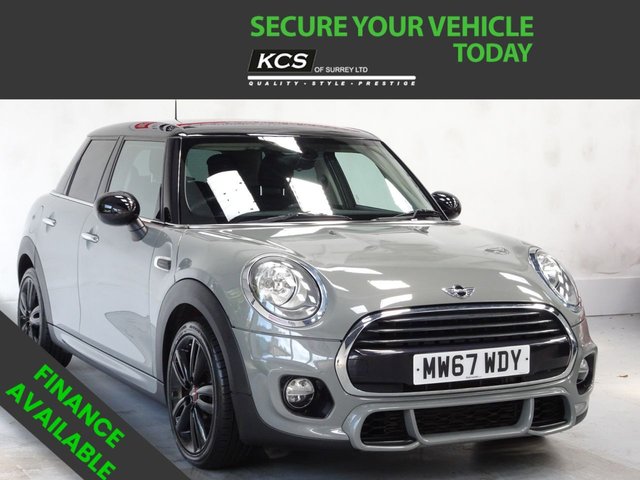 View our MINI Hatch 1.5 Cooper Hatchback 5dr Petrol Auto Euro 6 (s/s) (136 ps)