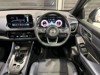 USED 2022 22 NISSAN QASHQAI 1.3 DIG-T MHEV Tekna Euro 6 (s/s) 5dr Pan Roof - Heads Up - Camera