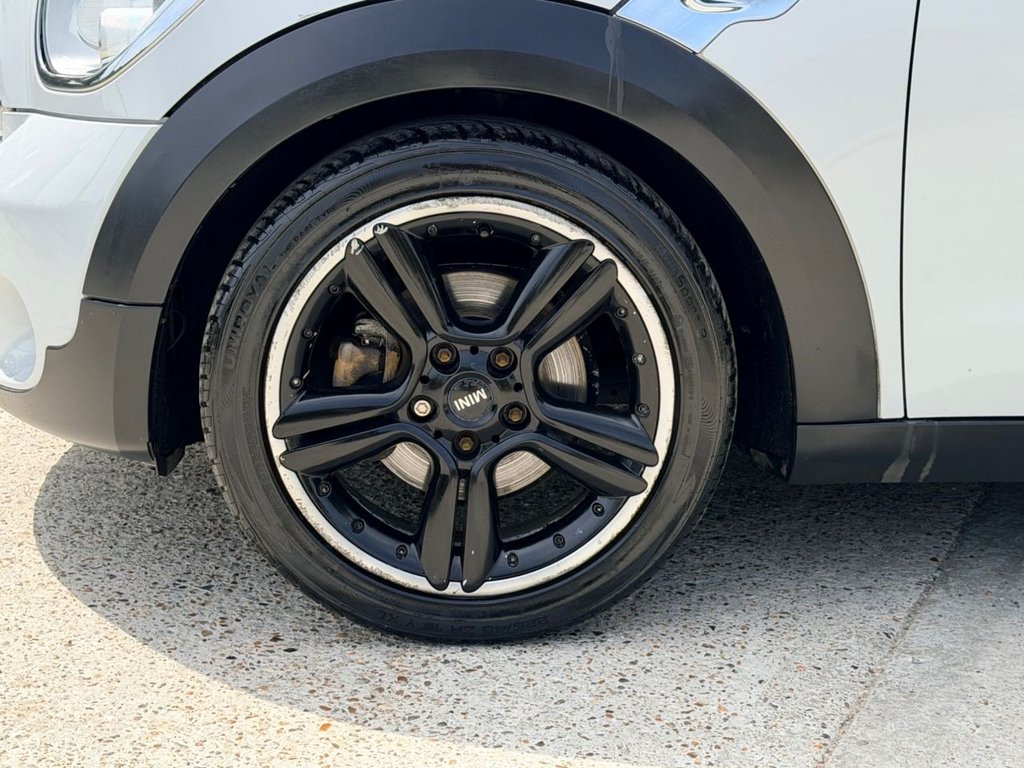 USED 2013 13 MINI COOPER 1.6 Cooper D SUV 3dr Diesel Manual Euro 5 (s/s) (112 ps) |Cruise|R.Sensor|Bluetooth| &pound;35 Road Tax|