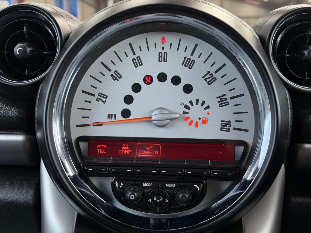 USED 2013 13 MINI COOPER 1.6 Cooper D SUV 3dr Diesel Manual Euro 5 (s/s) (112 ps) |Cruise|R.Sensor|Bluetooth| &pound;35 Road Tax|