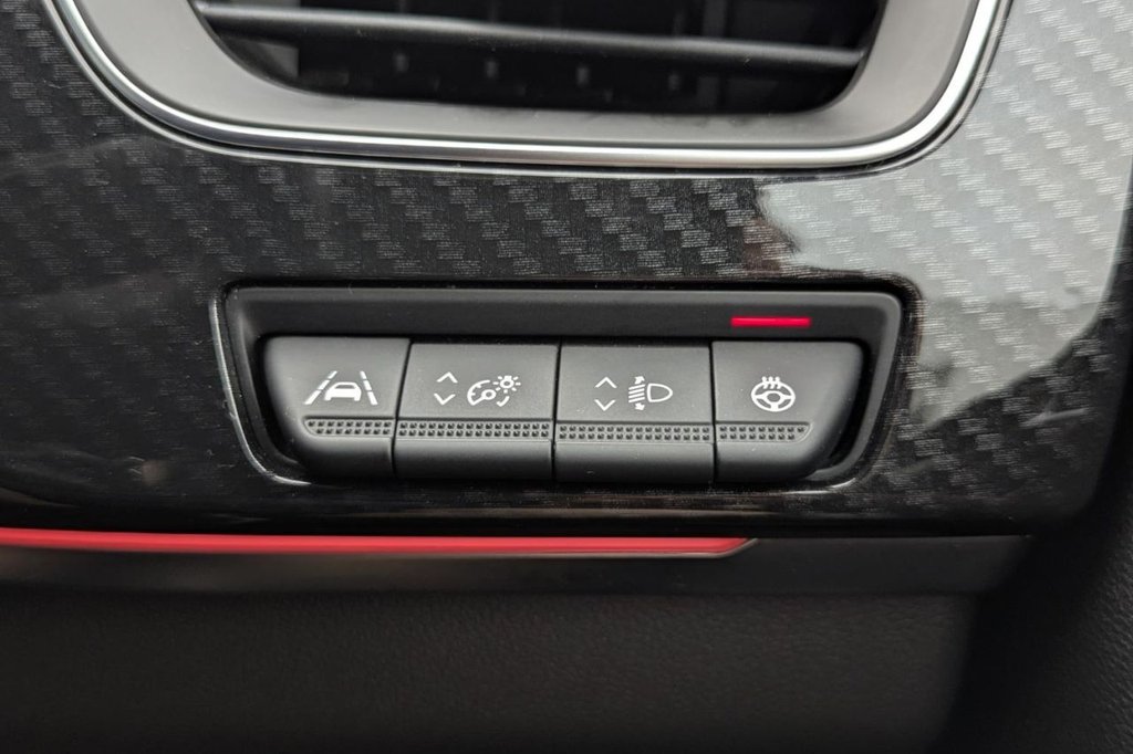 USED 2022 72 RENAULT ARKANA 1.6 E-TECH r.s. line SUV 5dr Petrol Hybrid Auto 2WD Euro 6 (s/s) (145 bhp) Car Play, Camera, Keyless