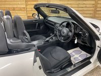 USED 2014 64 MAZDA MX-5 1.8i SE Convertible 2dr Petrol Manual Euro 5 (126 ps) UNIQUE OPPORTUNITY 16,875 MILES ONLY PEARLESCENT WHITE