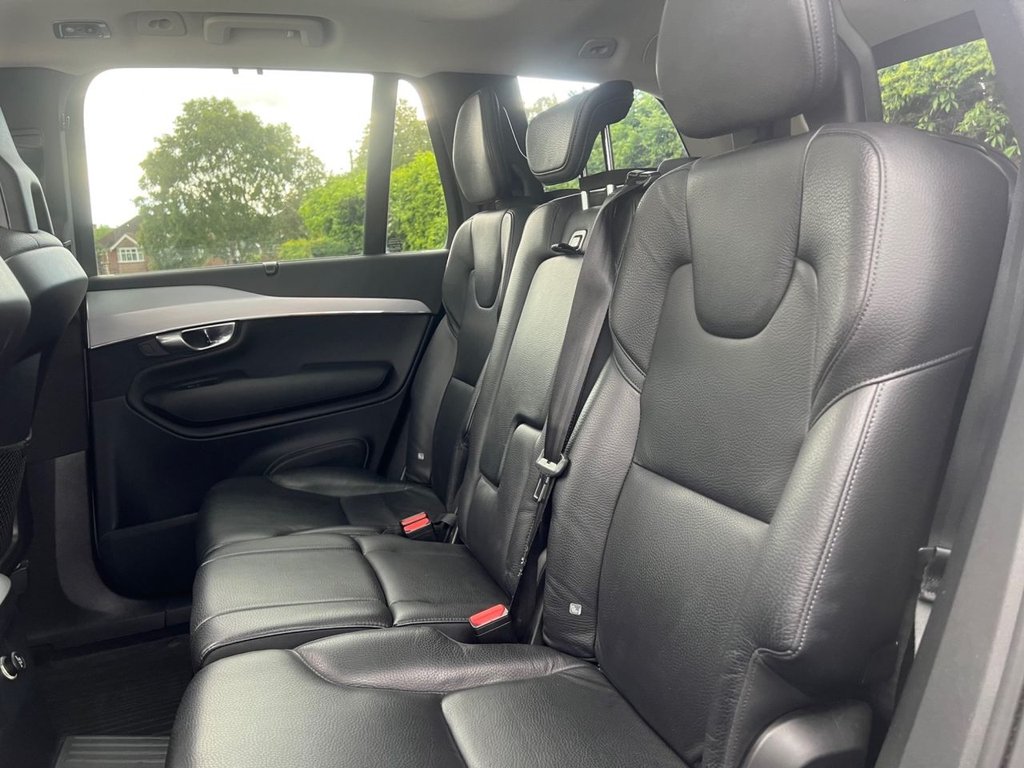 USED 2016 66 VOLVO XC90 2.0h T8 Twin Engine 9.2kWh Momentum SUV 5dr Petrol Plug-in Hybrid Auto 4WD Euro 6 (s/s) (407 ps) REVERSE CAM / HEADED STEERING WHEEL