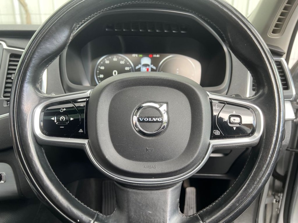 USED 2016 66 VOLVO XC90 2.0h T8 Twin Engine 9.2kWh Momentum SUV 5dr Petrol Plug-in Hybrid Auto 4WD Euro 6 (s/s) (407 ps) REVERSE CAM / HEADED STEERING WHEEL