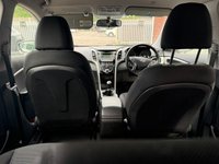 USED 2013 63 HYUNDAI I30 1.6 CRDi Blue Drive Active Hatchback 5dr Diesel Manual Euro 5 (s/s) (110 ps) PAR SENSORS~A/C~BLUETOOTH~CRUISE