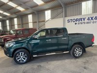 USED 2017 17 TOYOTA HI-LUX 2.4 D-4D Invincible Pickup Double Cab 4dr Diesel Manual 4WD Euro 6 (TSS, 3.5t) (150 ps) REVERSE CAMERA+TOW BAR