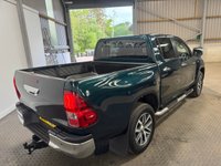 USED 2017 17 TOYOTA HI-LUX 2.4 D-4D Invincible Pickup Double Cab 4dr Diesel Manual 4WD Euro 6 (TSS, 3.5t) (150 ps) REVERSE CAMERA+TOW BAR