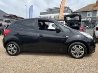 USED 2015 15 KIA VENGA 1.4 SR7 MPV 5dr Petrol Manual Euro 6 (s/s) (89 bhp) Excellent Service History + Bluetooth & Air Con