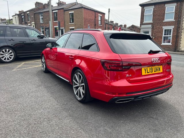 View our AUDI A4 AVANT